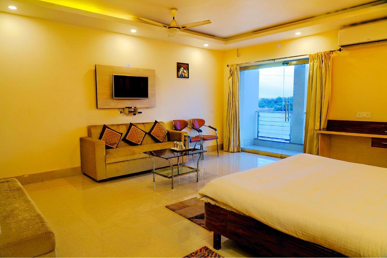 FabHotel Kanchan Plaza Bhubaneswar Exterior foto